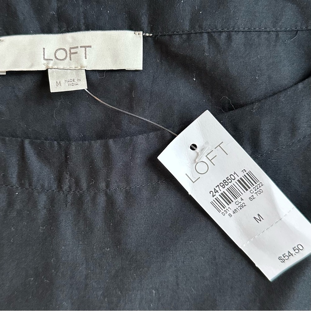 LOFT Black Ruffle Lace Hem Boxy Blouse NWT - Picture 4 of 5